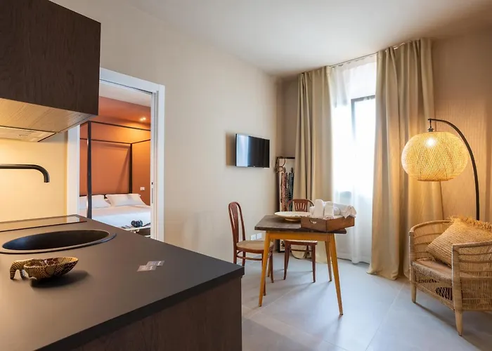 شقة فندقية Labotanica_casalounge تْشيزيناتيكو